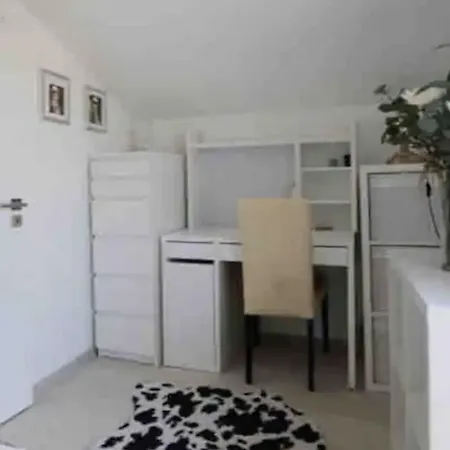 Holiday home Relax In Spacious Garden House